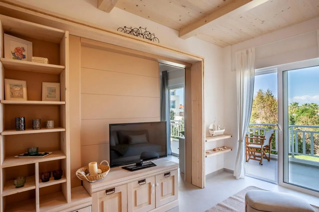 Calypso Beach Front Apartment Hanioti