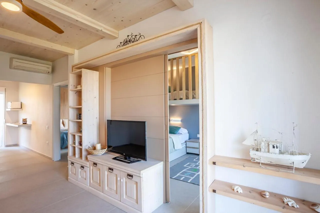 Calypso Beach Front Apartment Hanioti Greece