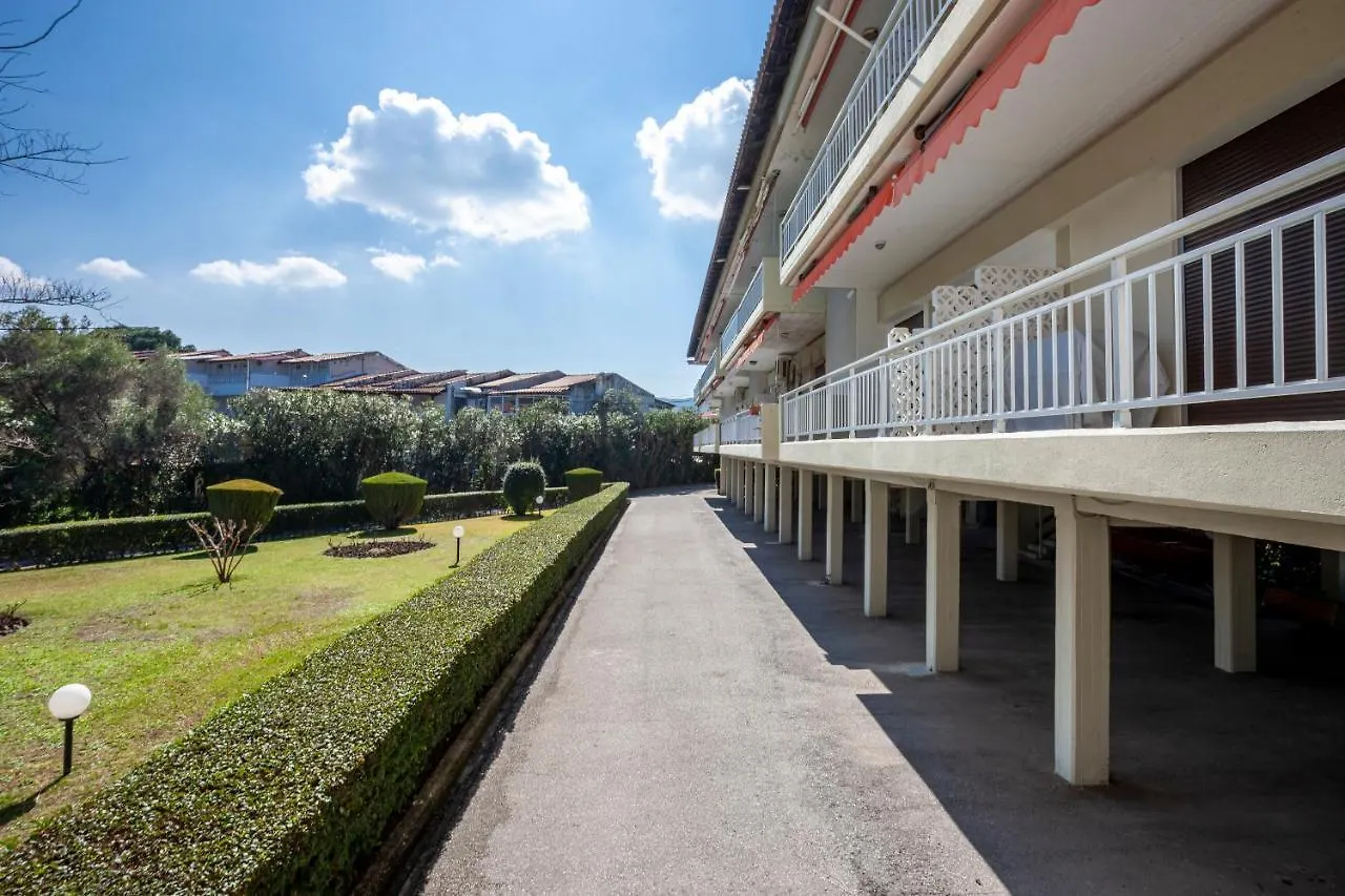 Calypso Beach Front Apartment Hanioti